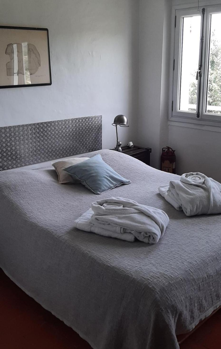 Bed And Breakfast La Grande Lauzade 르 뤽 객실 사진