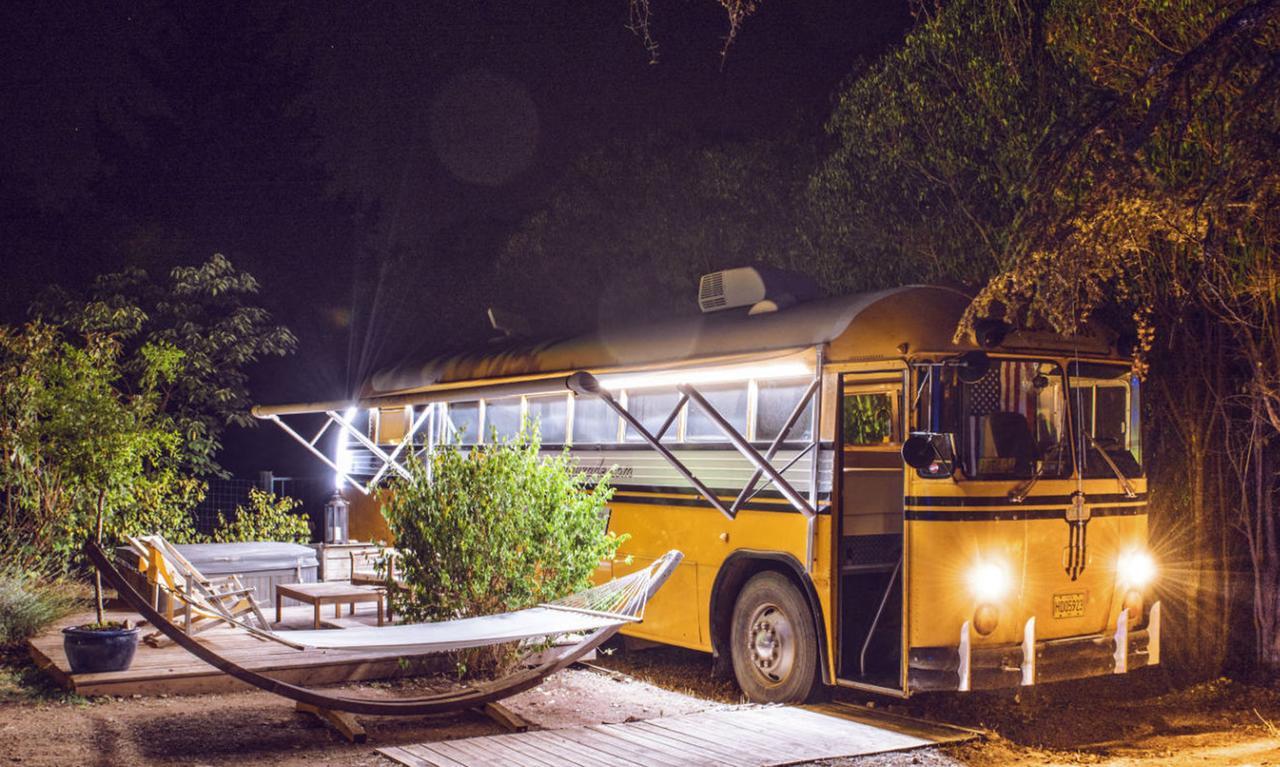 Bed And Breakfast La Grande Lauzade 르 뤽 외부 사진